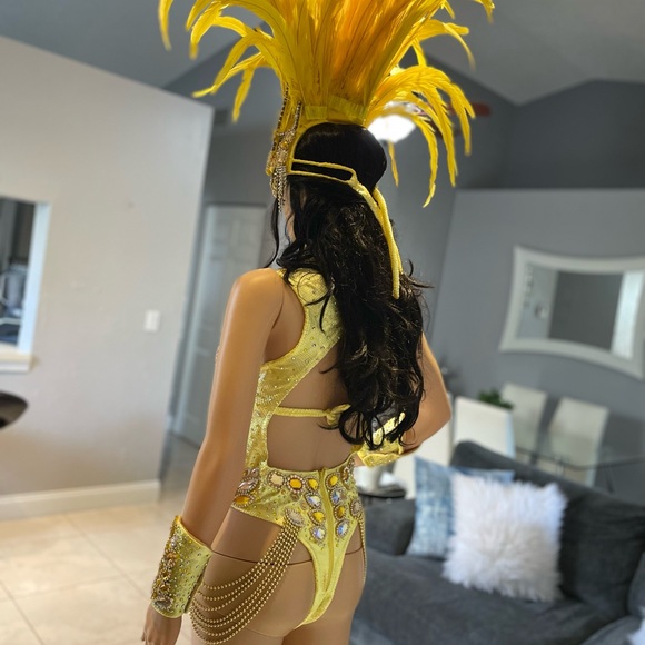 SAMBA COSTUME - Picture 4 of 11